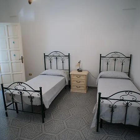 Borgo Di Specchia